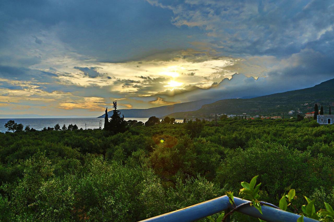 Kardamili Villas Exterior photo